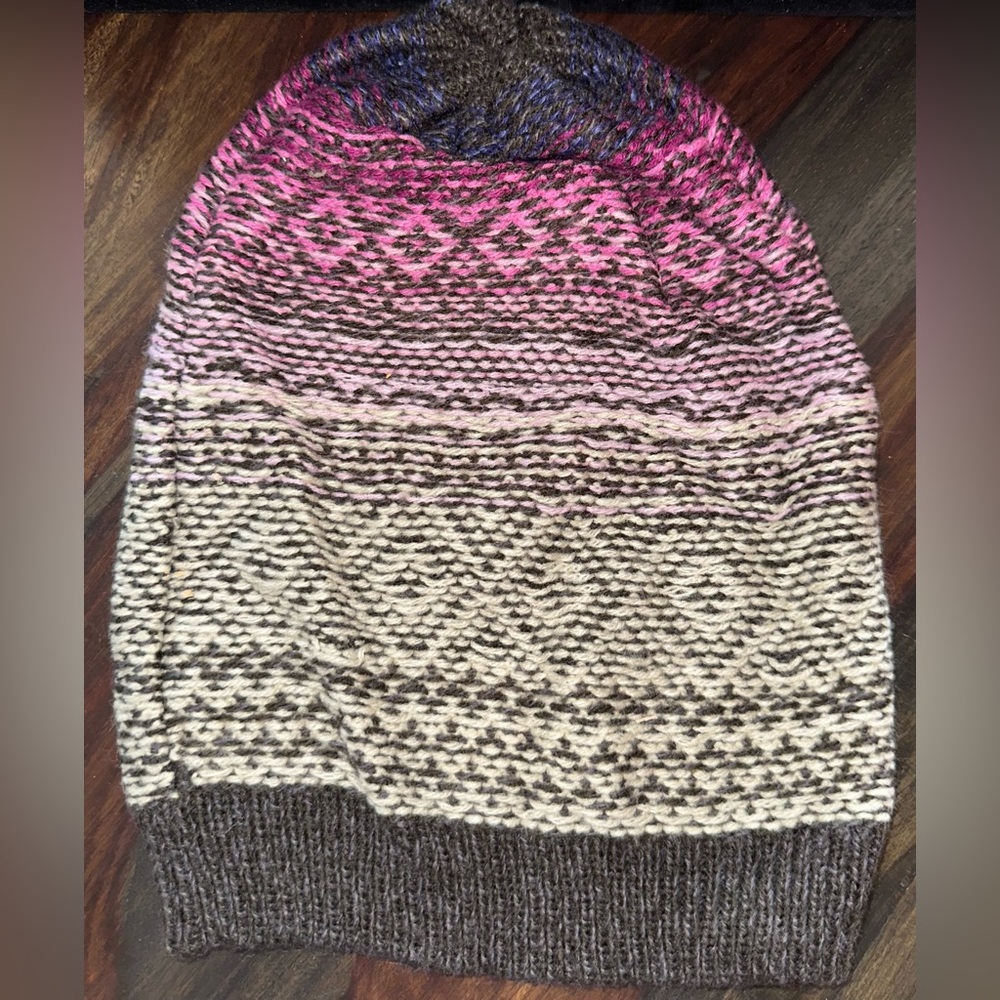 Women’s Vintage Mossimo Pink and Brown Winter Knit Beanie 17730